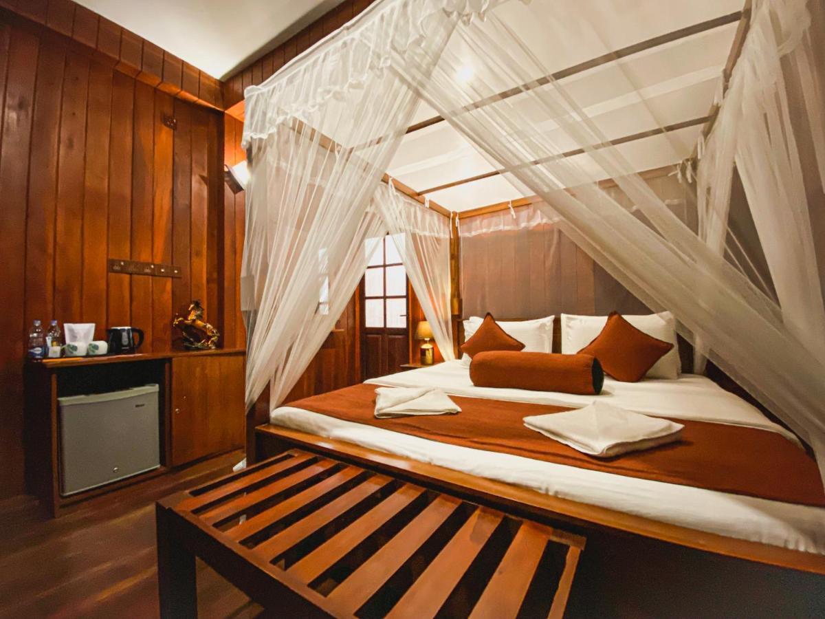 Hotel Levon エッラ エクステリア 写真