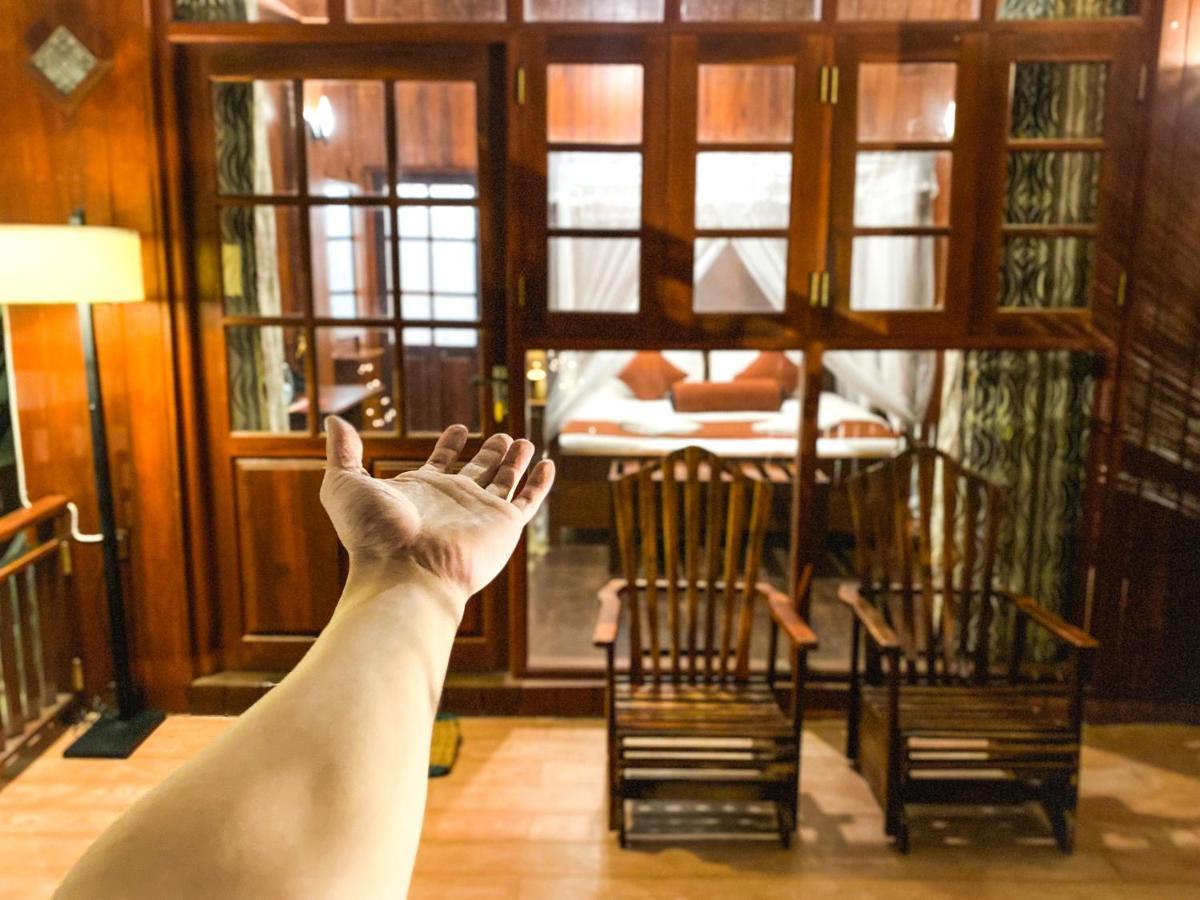 Hotel Levon エッラ エクステリア 写真