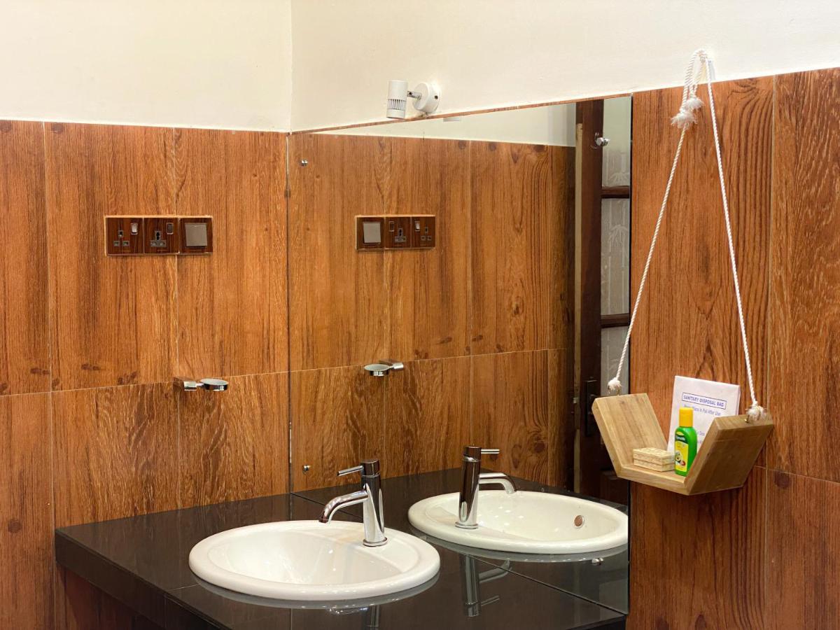 Hotel Levon エッラ エクステリア 写真